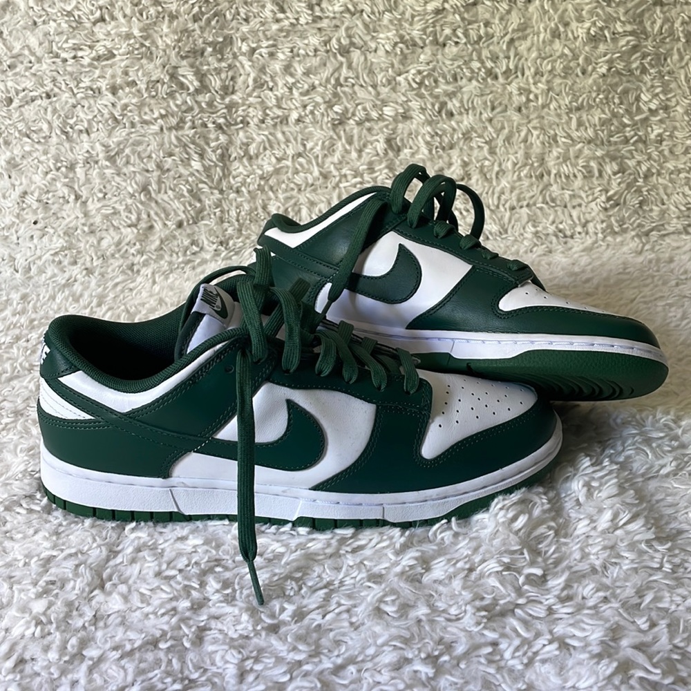 dunk low “Michigan state”